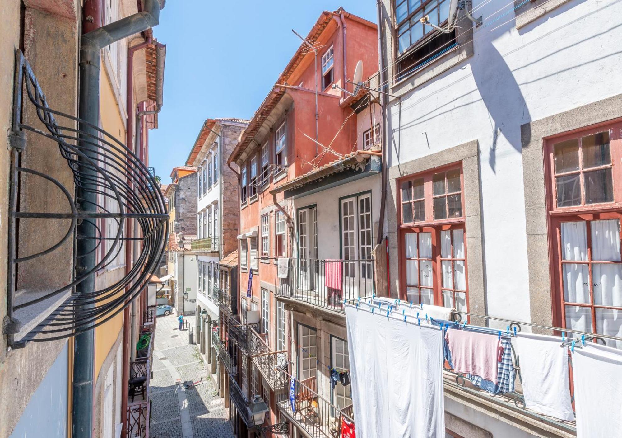 Oporto Street Fonte Taurina - Riverfront Suites (Adults Only) Стая снимка