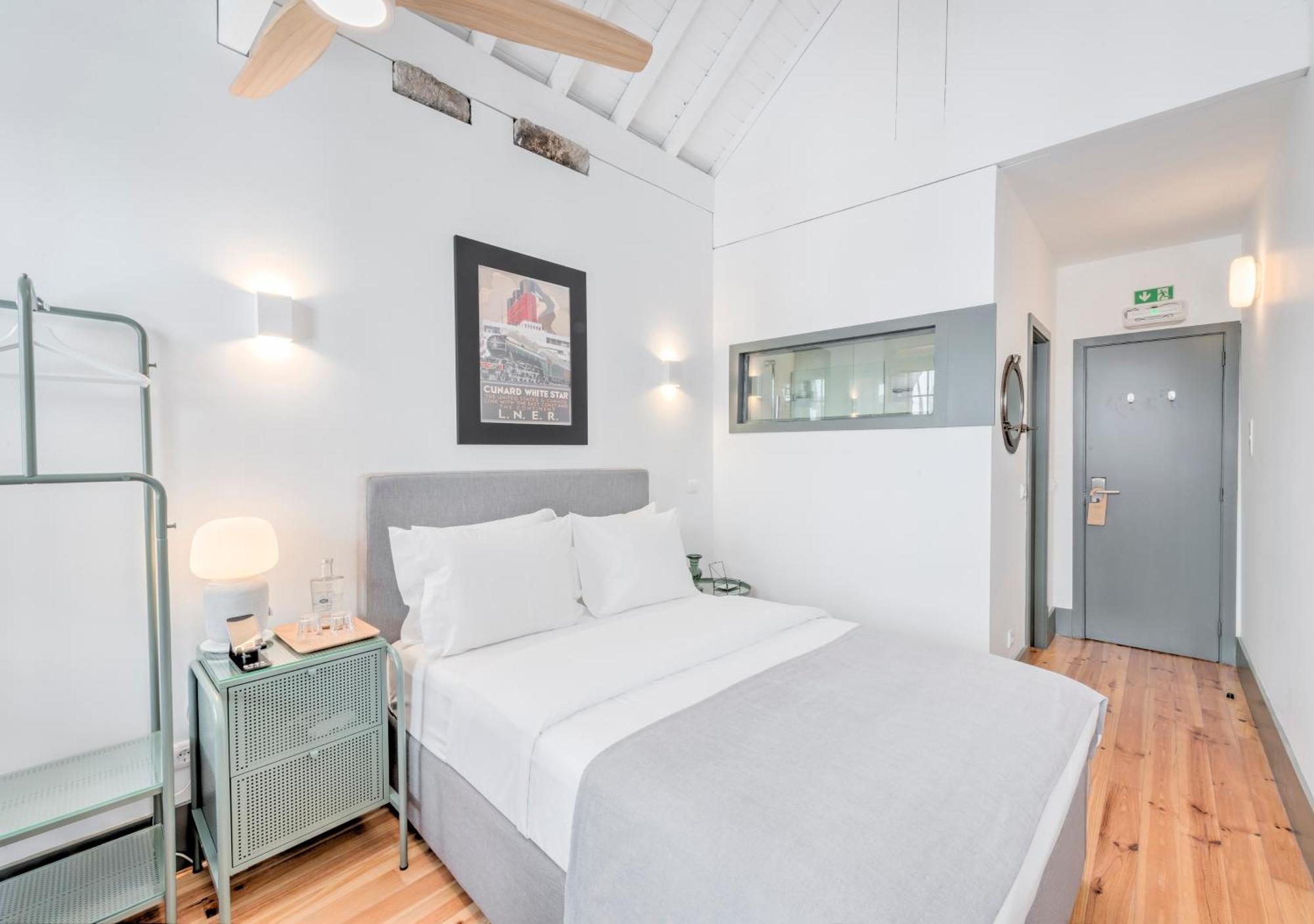 Oporto Street Fonte Taurina - Riverfront Suites (Adults Only) Стая снимка
