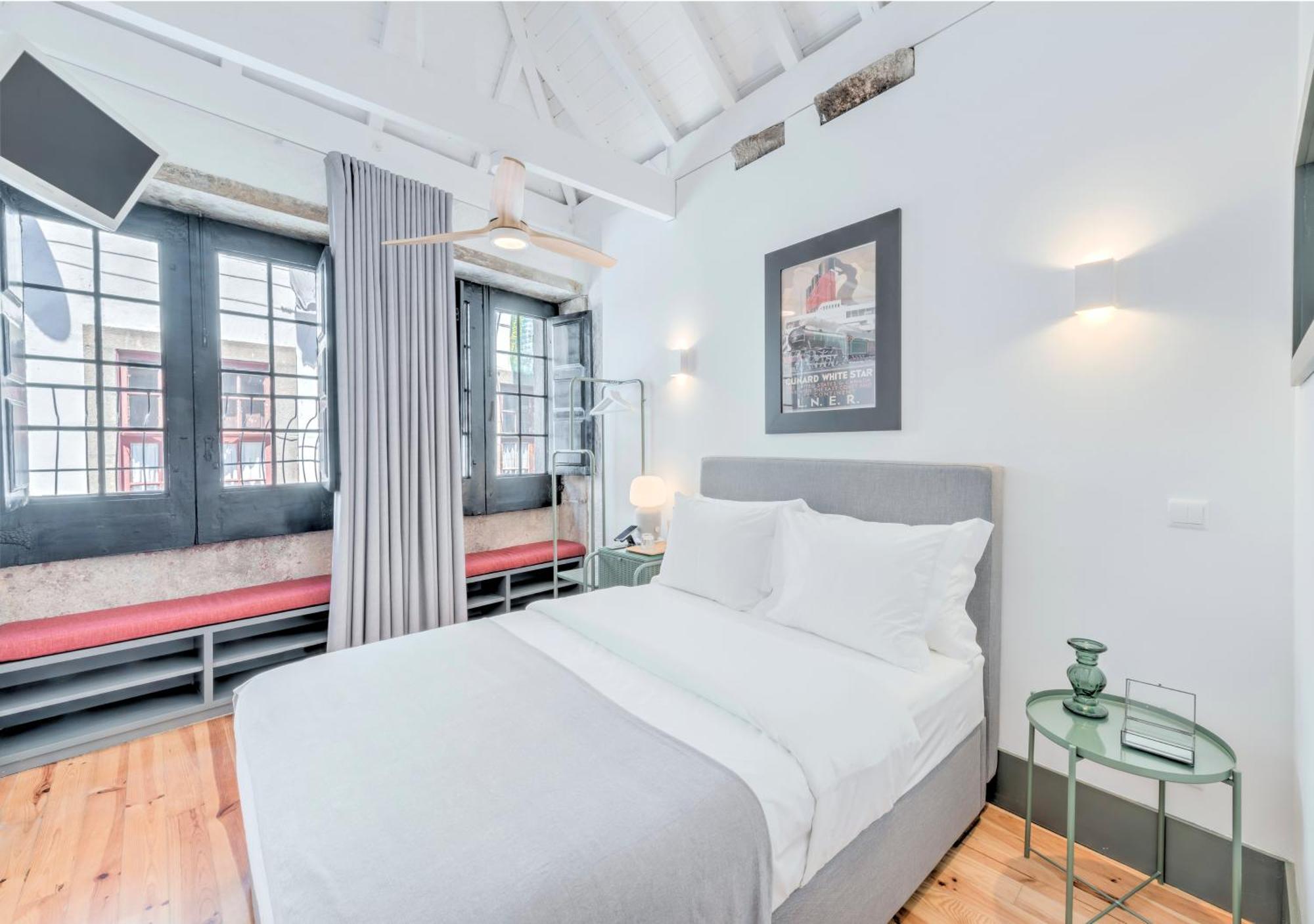 Oporto Street Fonte Taurina - Riverfront Suites (Adults Only) Стая снимка