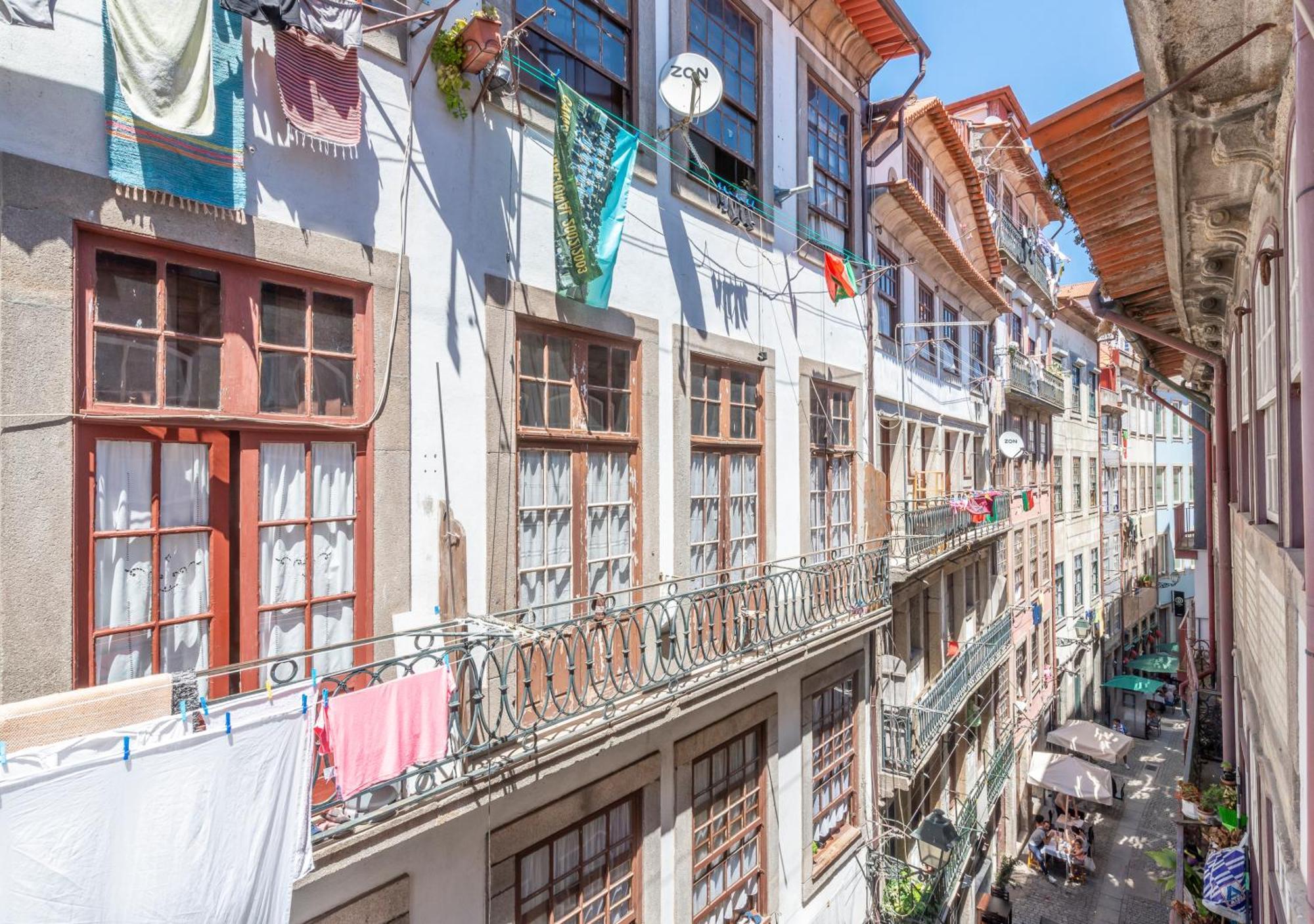 Oporto Street Fonte Taurina - Riverfront Suites (Adults Only) Стая снимка
